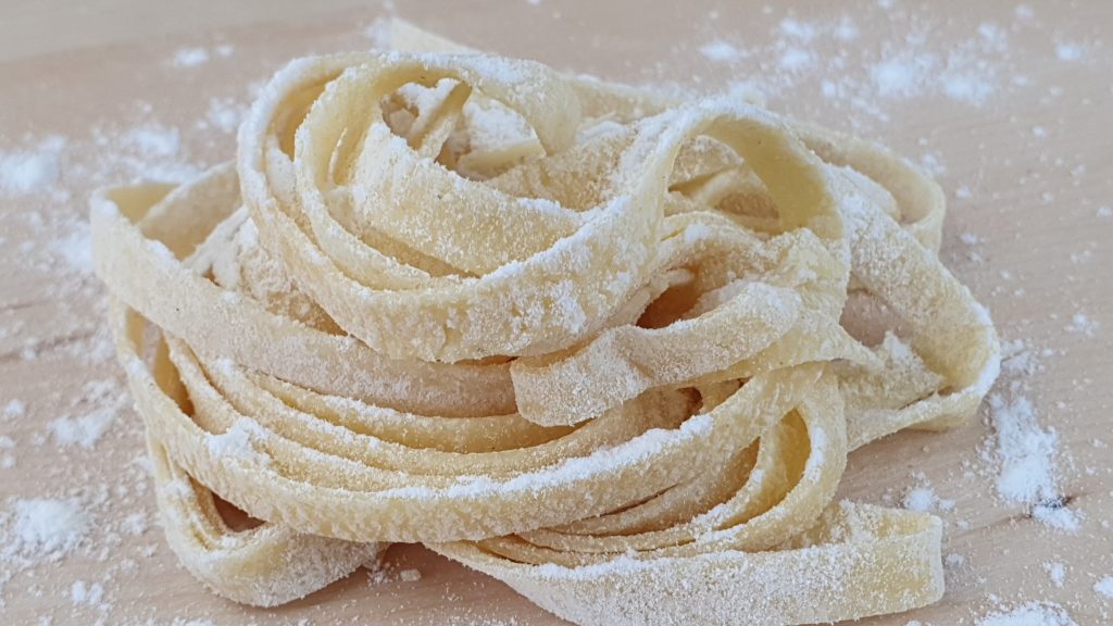 Best Easy Homemade Pasta Recipe (With and Without Pasta Maker