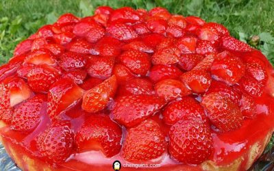 How to make summer German Erdbeerkuchen (Strawberry Cake)